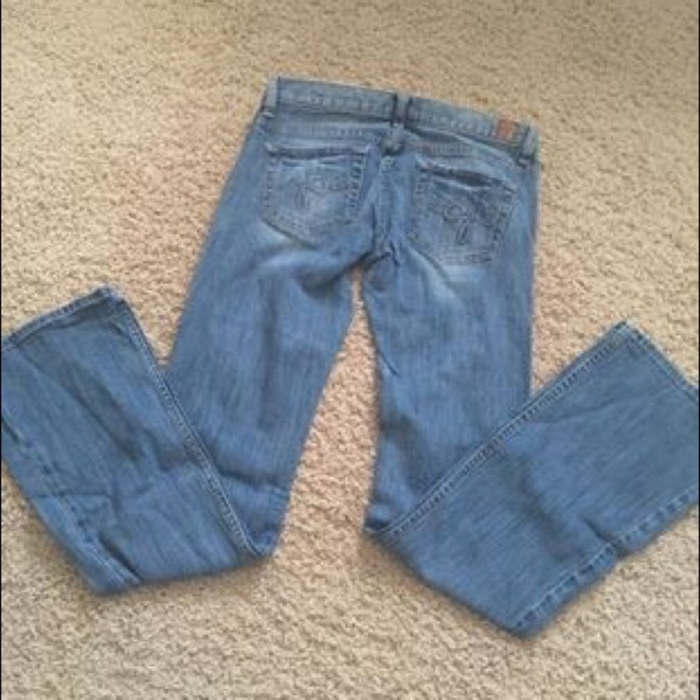Guess Jeans